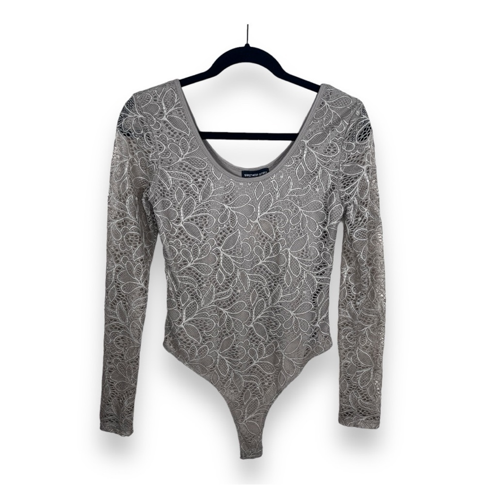 NEW STREETWEAR SOCIETY BEIGE LACE BODYSUIT STRETCH LINED JUNIORS LARGE NEUTRAL